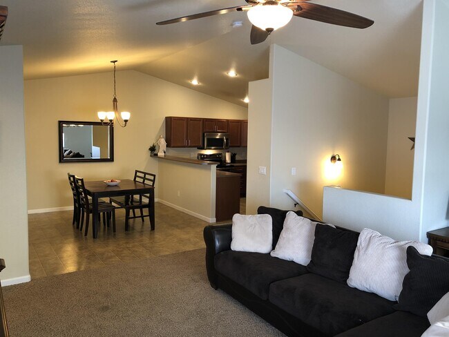 Building Photo - 3817 Gunsmoke Rd