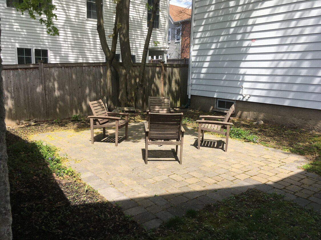 17 Union St Unit 2, Needham, MA 02494 Condo for Rent in Needham, MA