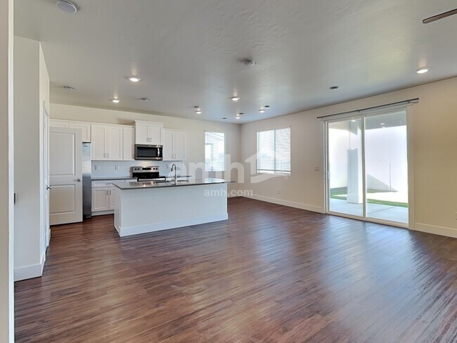 Foto del edificio - 4101 Keklik Ave