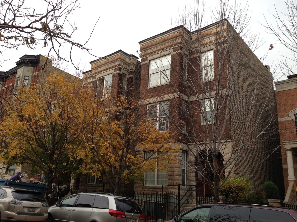 Primary Photo - 1740 W Huron St