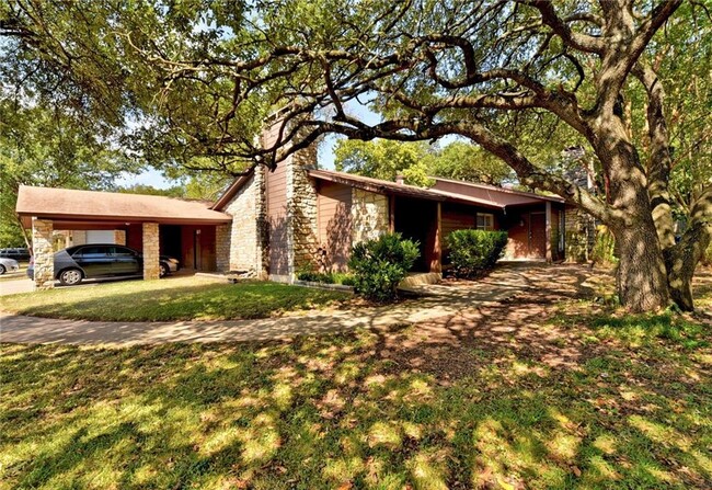 Foto del edificio - 11904 Broad Oaks Dr