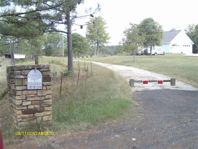 Building Photo - 1079 Electric Dam Rd