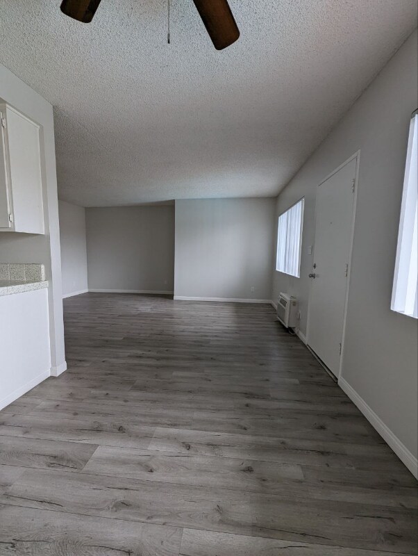 Foto del edificio - 1135 N Campus Ave