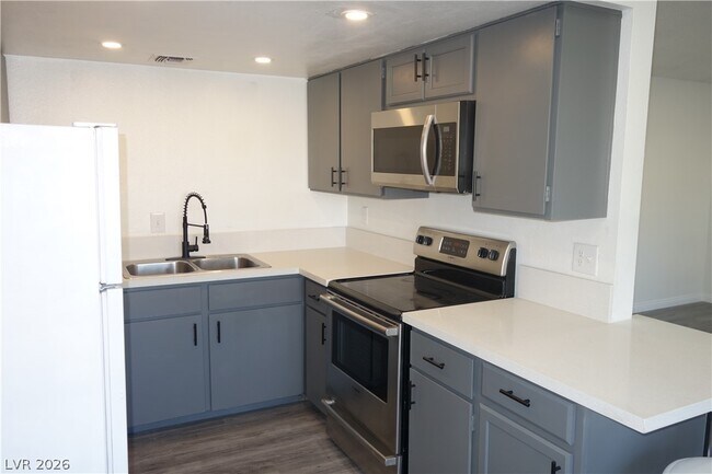 Foto del edificio - 4922 Newport Cove Dr