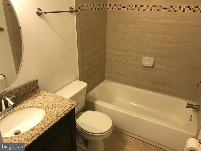 Foto del edificio - 8444 Georgian Ct