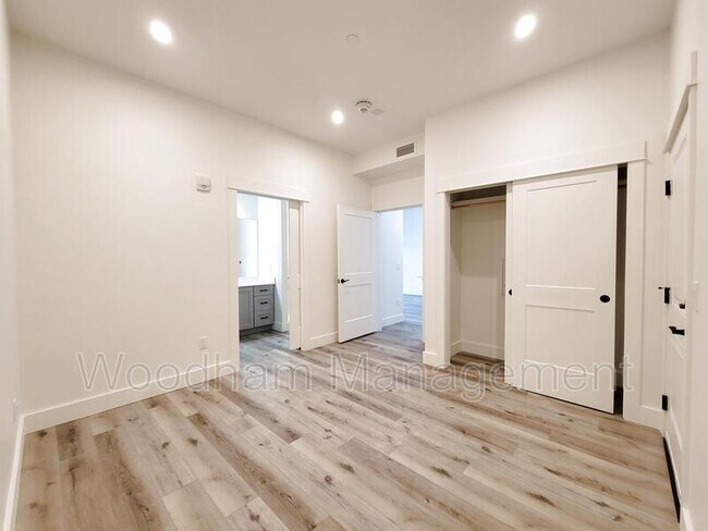Foto del edificio - 1704 West Lincoln Street