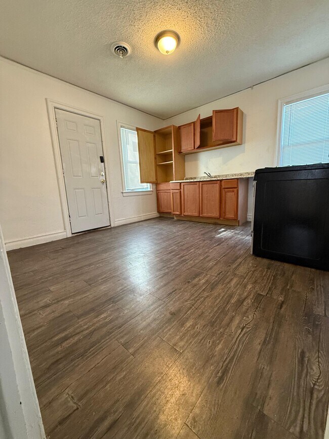 Foto del edificio - 13388 Wilshire Dr