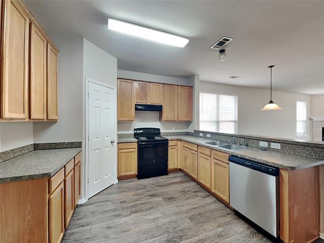 Building Photo - 12509 Patnoe Dr