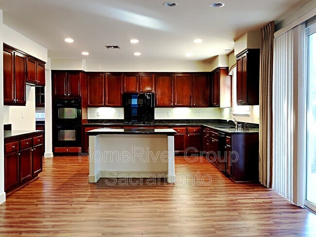 Building Photo - 3019 Rubicon Way