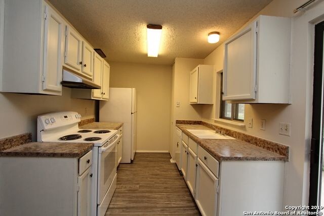 Building Photo - 6659 GRIST MILL ST