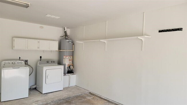 Foto del edificio - 9630 E Savile Cir