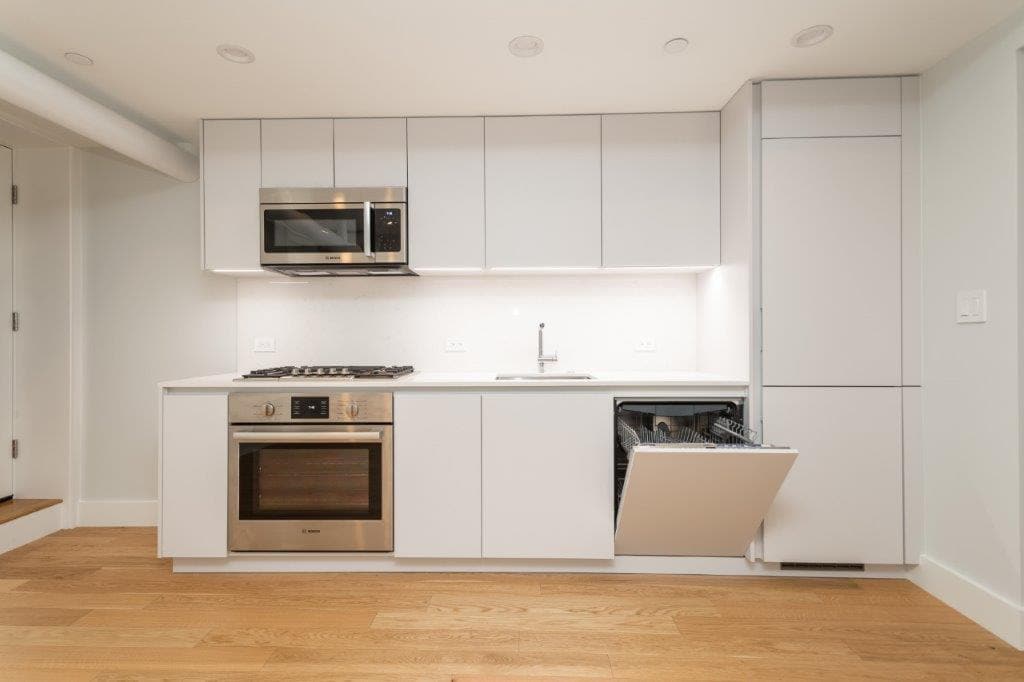 Foto principal - 286 Chestnut Hill Ave