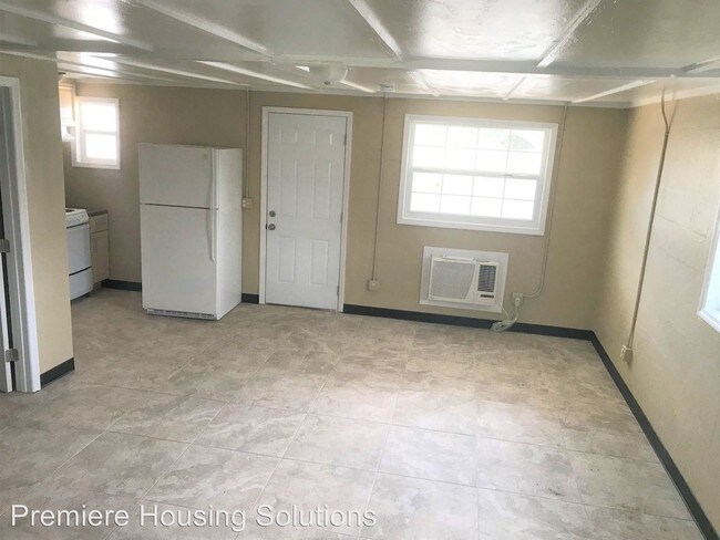 Building Photo - 2 br, 1 bath House - 14844 17th Street
