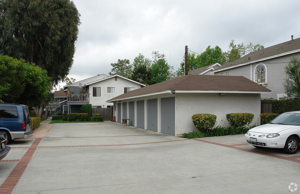 Primary Photo - 2546 Santa Ana Ave