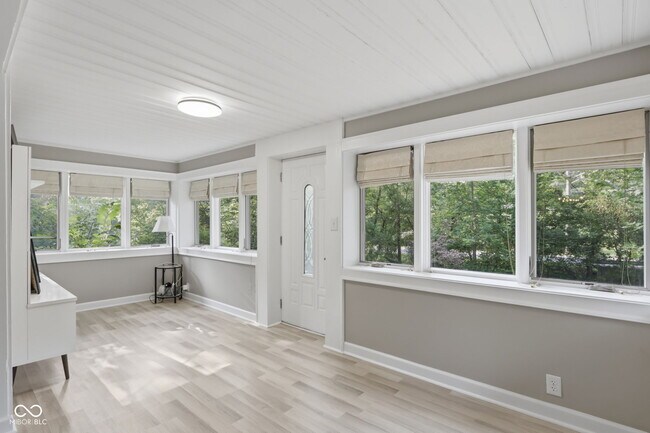 Foto del edificio - 3136 E Edgewood Ave