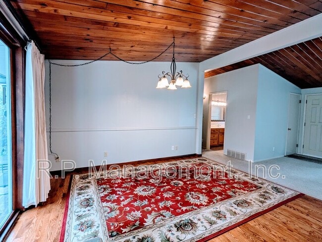 Building Photo - 3030 Asbury St