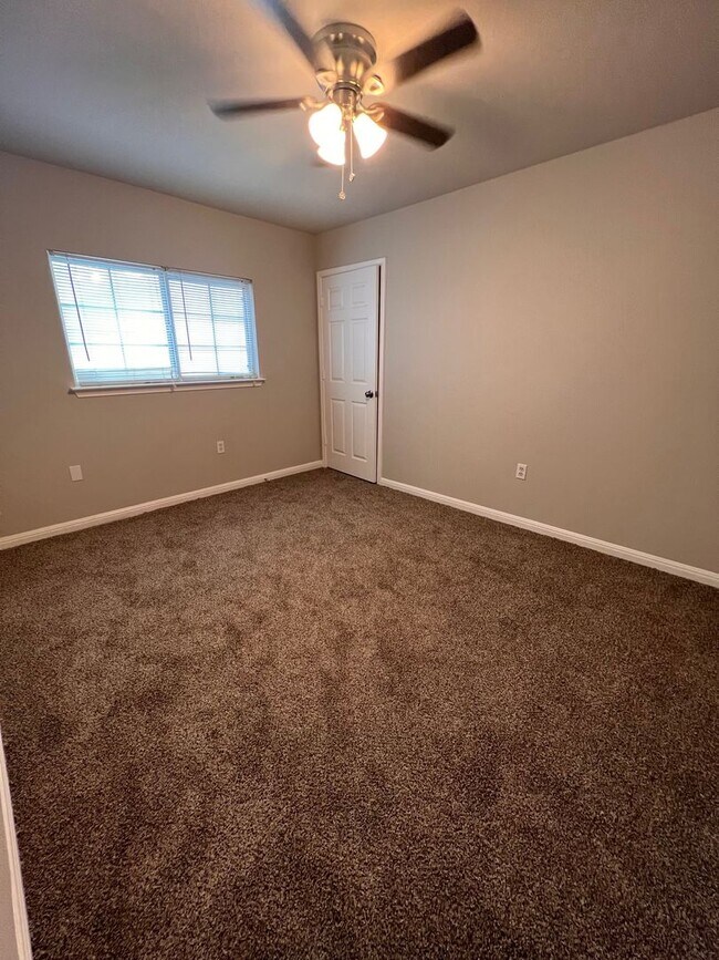 Foto del edificio - 2846  Del Rio