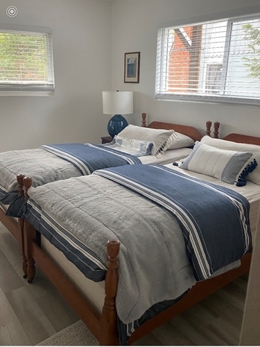 Foto del edificio - 28890 Cedar Dr