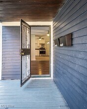 Building Photo - 4205 Woodbine Ave