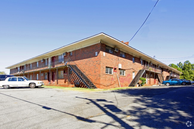 General Clay - General Clay Apartments