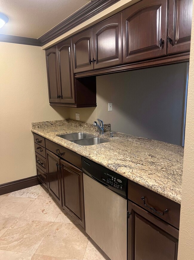 Foto del edificio - 205 E Harmon Ave