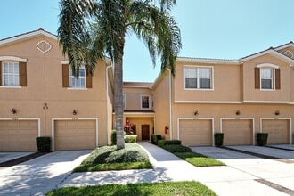 Building Photo - 3456 Parkridge Cir