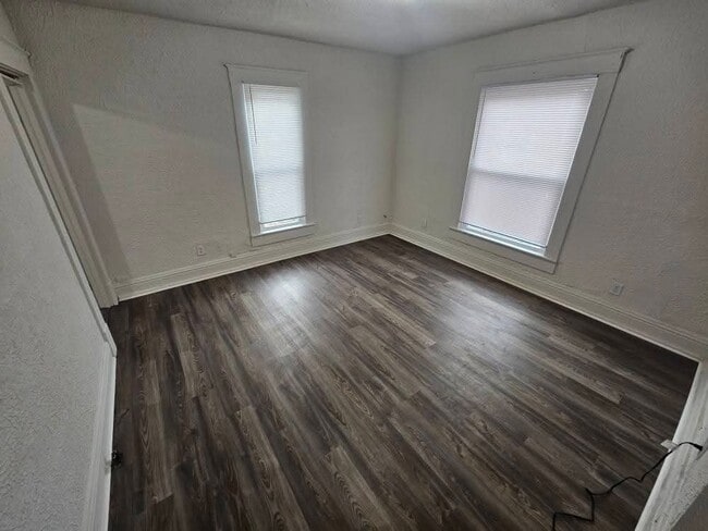 Foto del edificio - 771 Greenlawn Ave