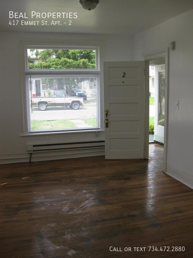 Building Photo - 417 Emmet St