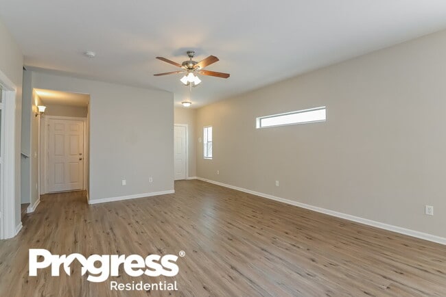 Building Photo - 380 East Placita Nodo