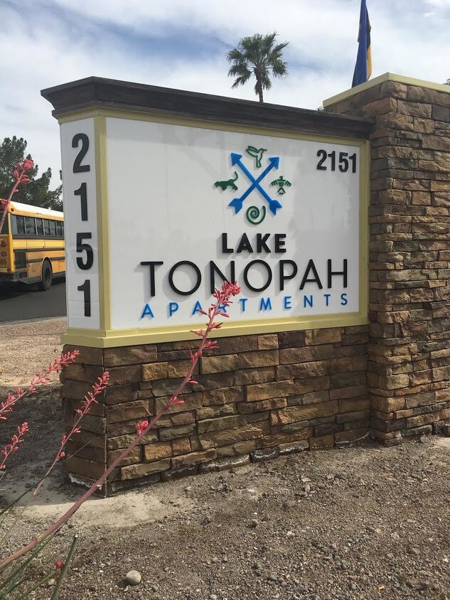 Lake Tonopah Apartments Las Vegas, NV