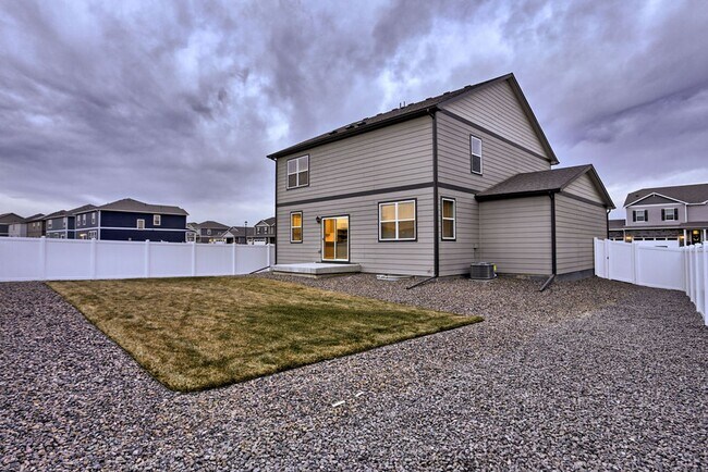 Foto del edificio - 4 Bedroom home in Windsor