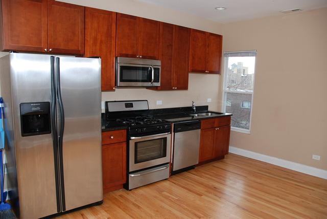 Foto del edificio - 6834 N Ashland Blvd