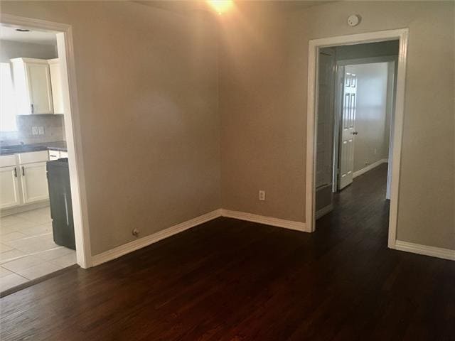 Foto del edificio - 1317 Meadowbrook Dr