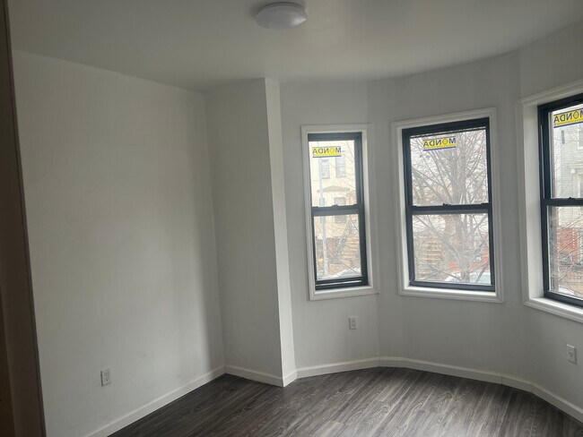 Dormitorio 2 - 364 52nd St