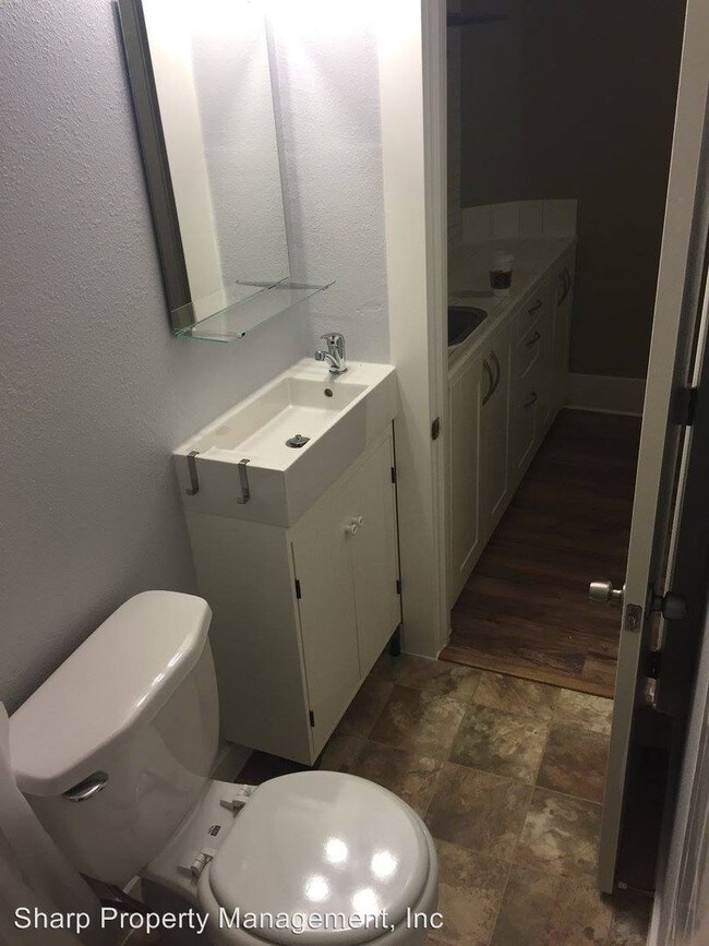 Building Photo - 336 2nd Ave NW