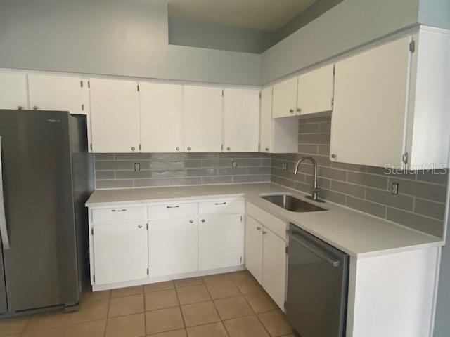 Building Photo - 4712 Bloom Dr