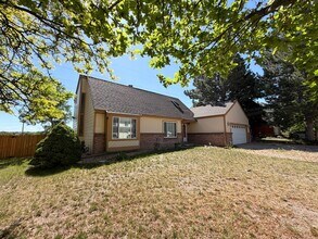 Building Photo - 3410 S Halifax Way