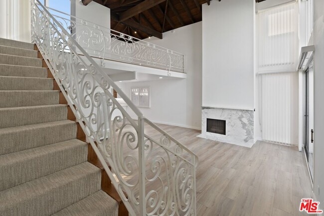 Building Photo - 122 Buccaneer St