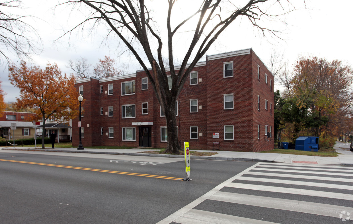 Primary Photo - 5601 Nannie Helen Burroughs Ave NE