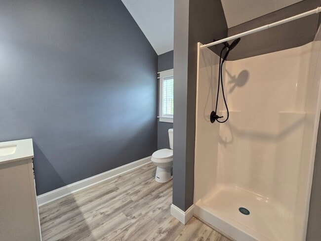 Building Photo - 319 Main St