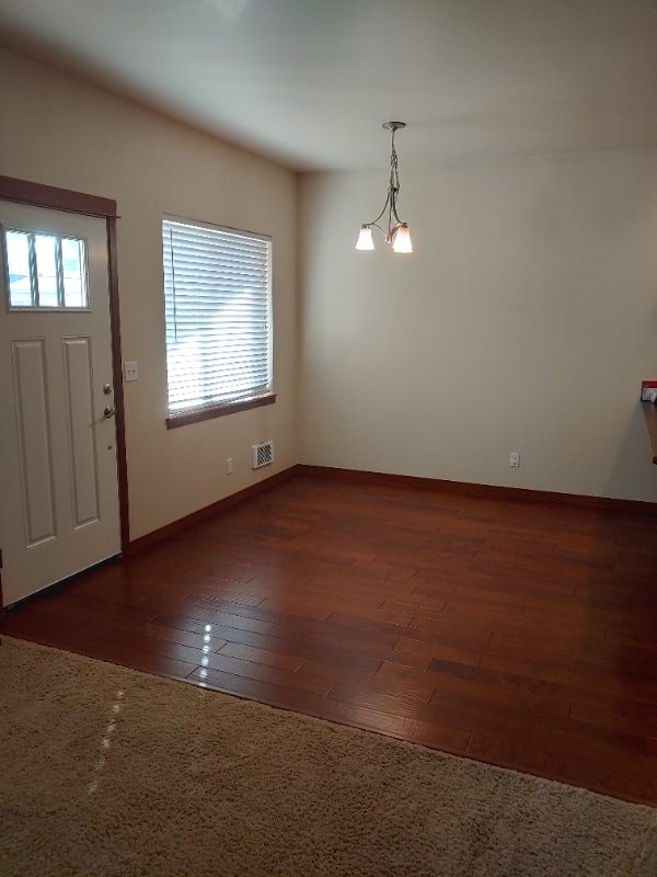 Photo - 25818 Arklow Pl NE House