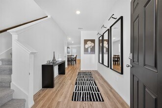 Building Photo - 21624 Elmheart Dr