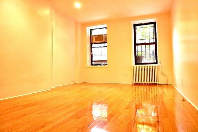 Building Photo - 175 Carlton Ave