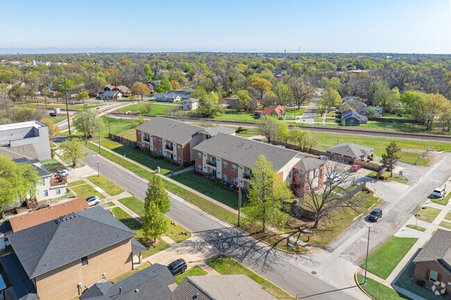 Foto del edificio - 715 Monnett