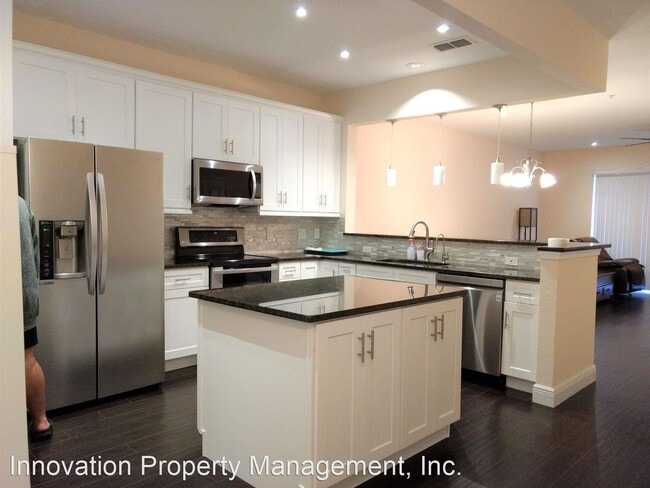 Foto del edificio - 3 br, 2.5 bath House - 6435 Ranelagh Dr, #104