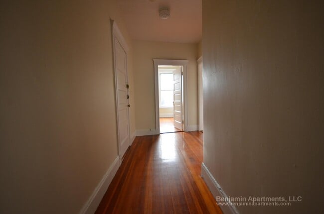 Foto del edificio - 25 Mount Hood Rd