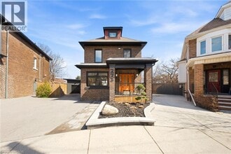 Building Photo - 273 Stinson Crescent