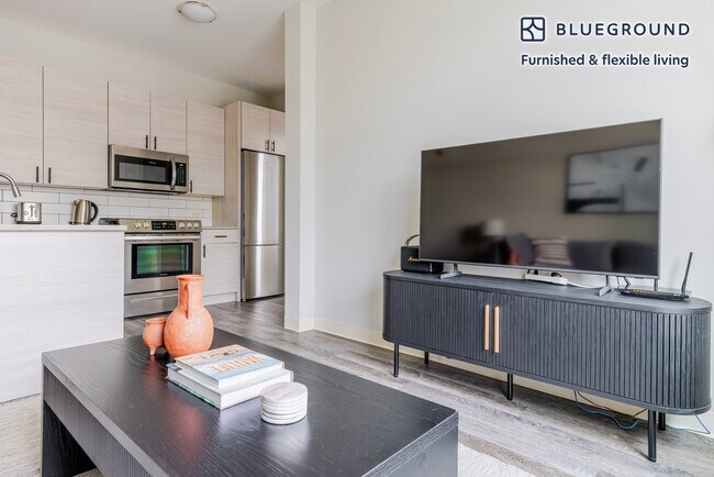 Foto del edificio - 6149 N Broadway