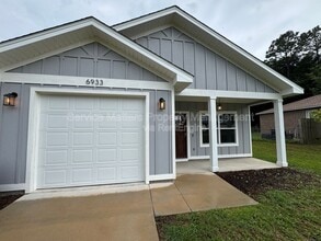 Building Photo - 6933 Trail Ride S