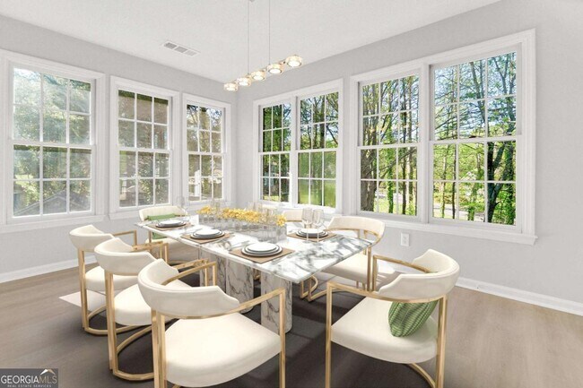 Foto del edificio - 2025 Golden Ridge Cir